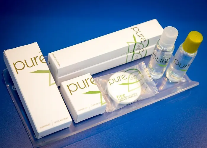 ホテル Ciutat De 3*